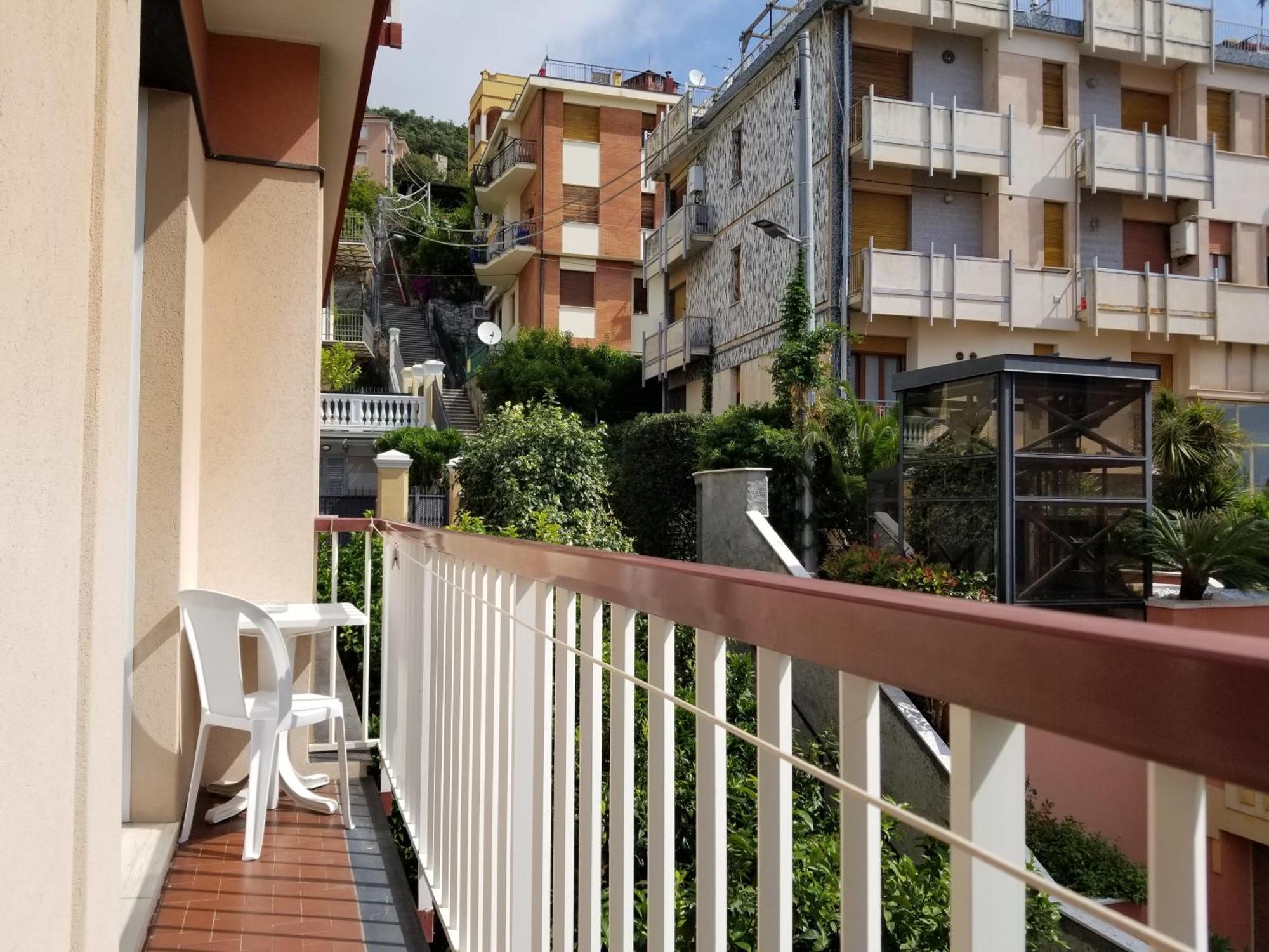 Residence Olivotti Finale Ligure Bagian luar foto